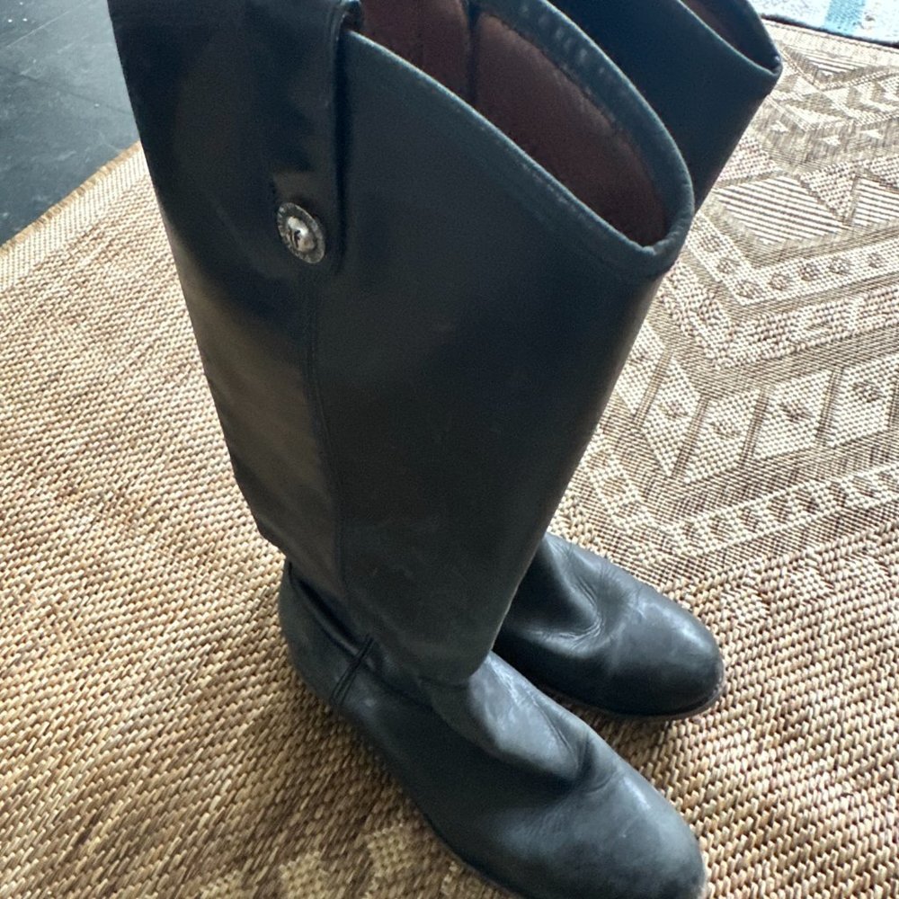 black leather FRYE Tall Riding Boots with side zipper, 7 - Picture 9 of 16